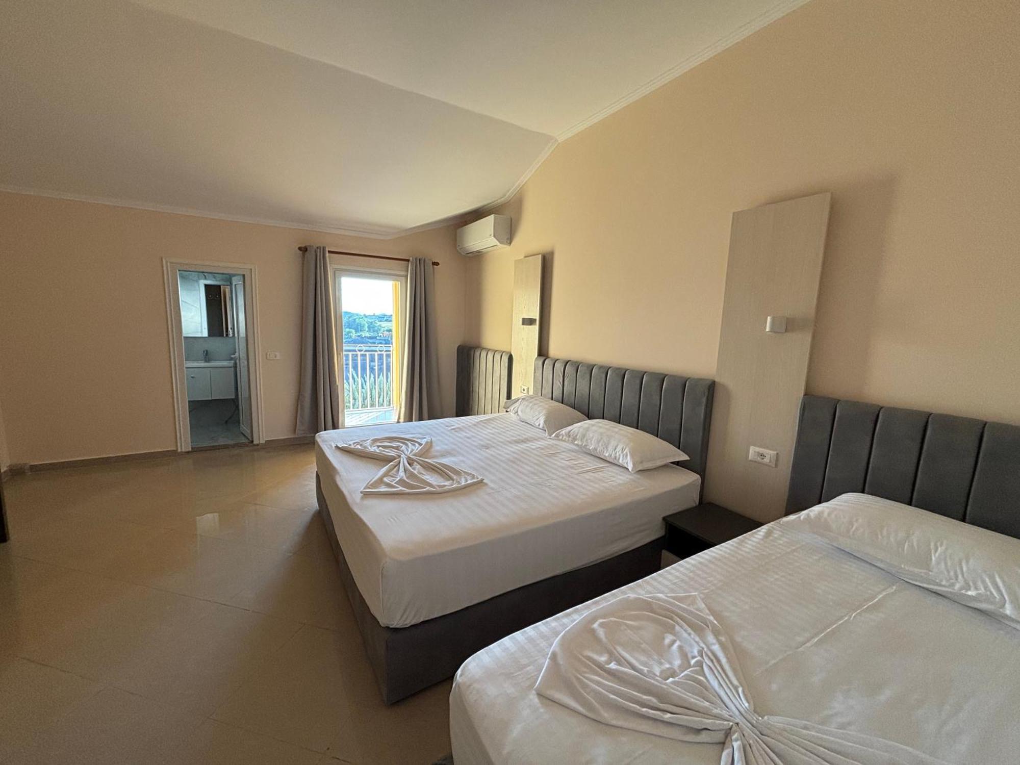 Restorant Halal Il Tramonto. Hotel Vorë